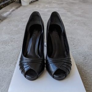 ALDO Ohren Black Leather Peeptoe Heels